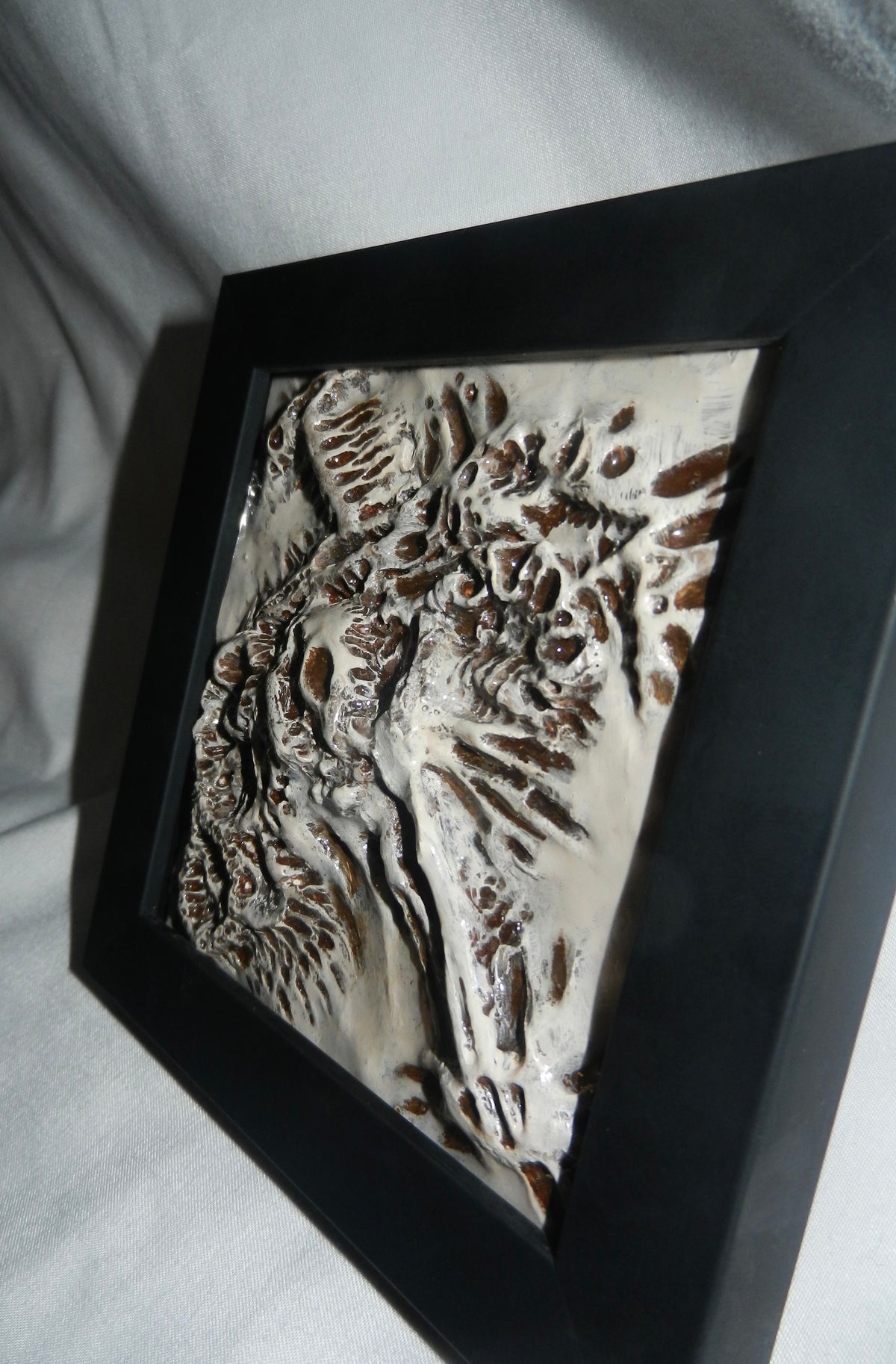 1/1 alien skin sculpture
