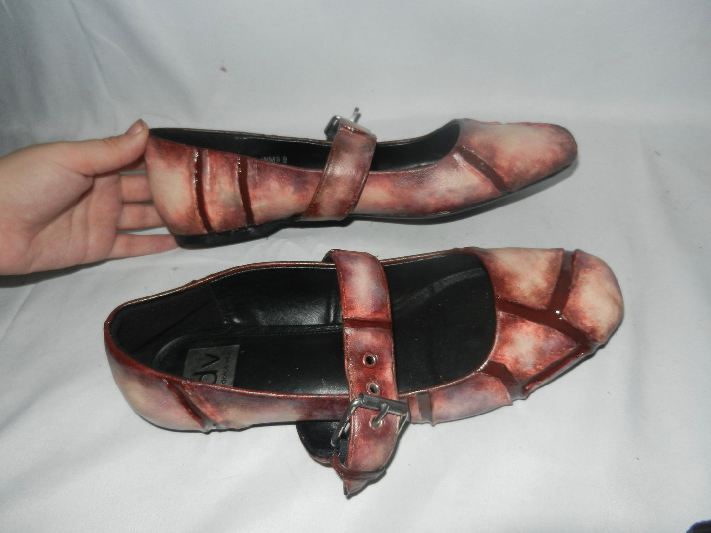 1/1 size 8.5 skin flats