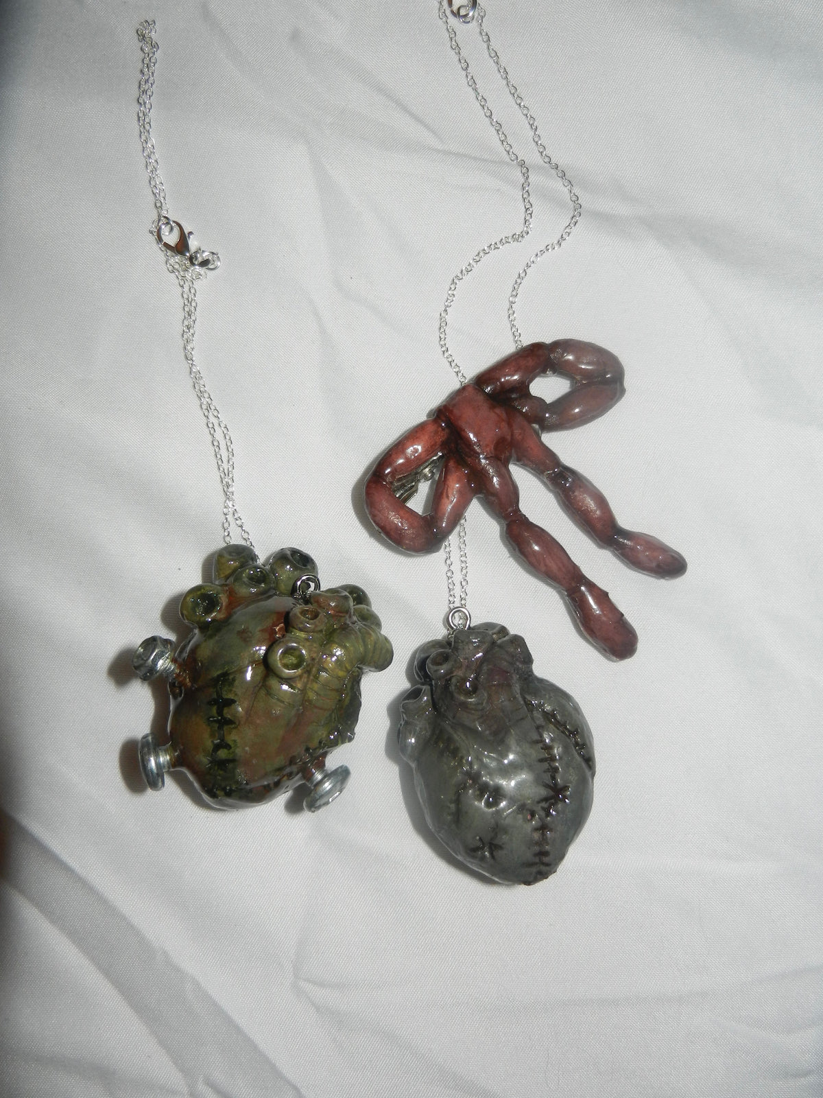 1/1 stitched zombie heart