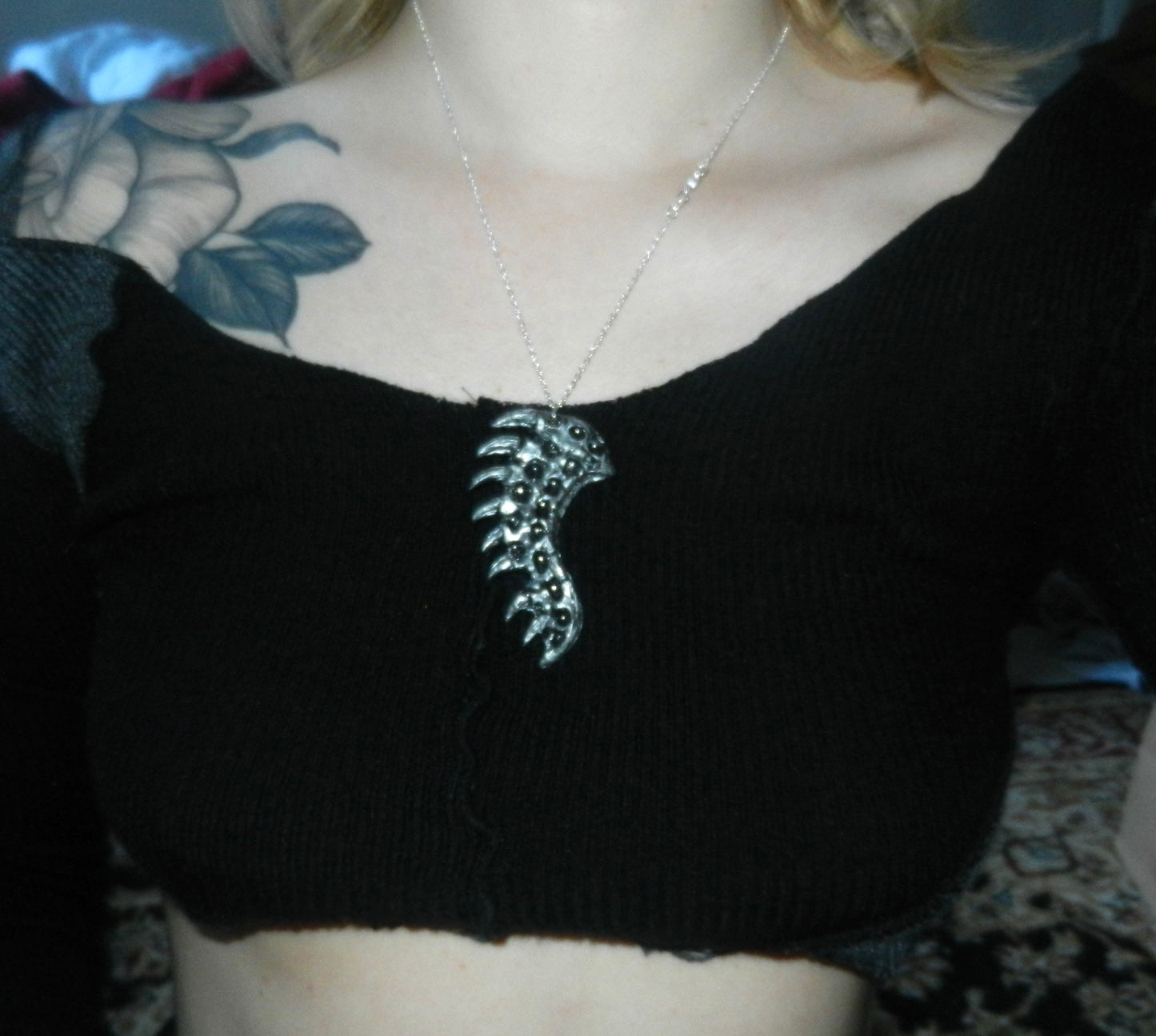1/1 xenospine necklace