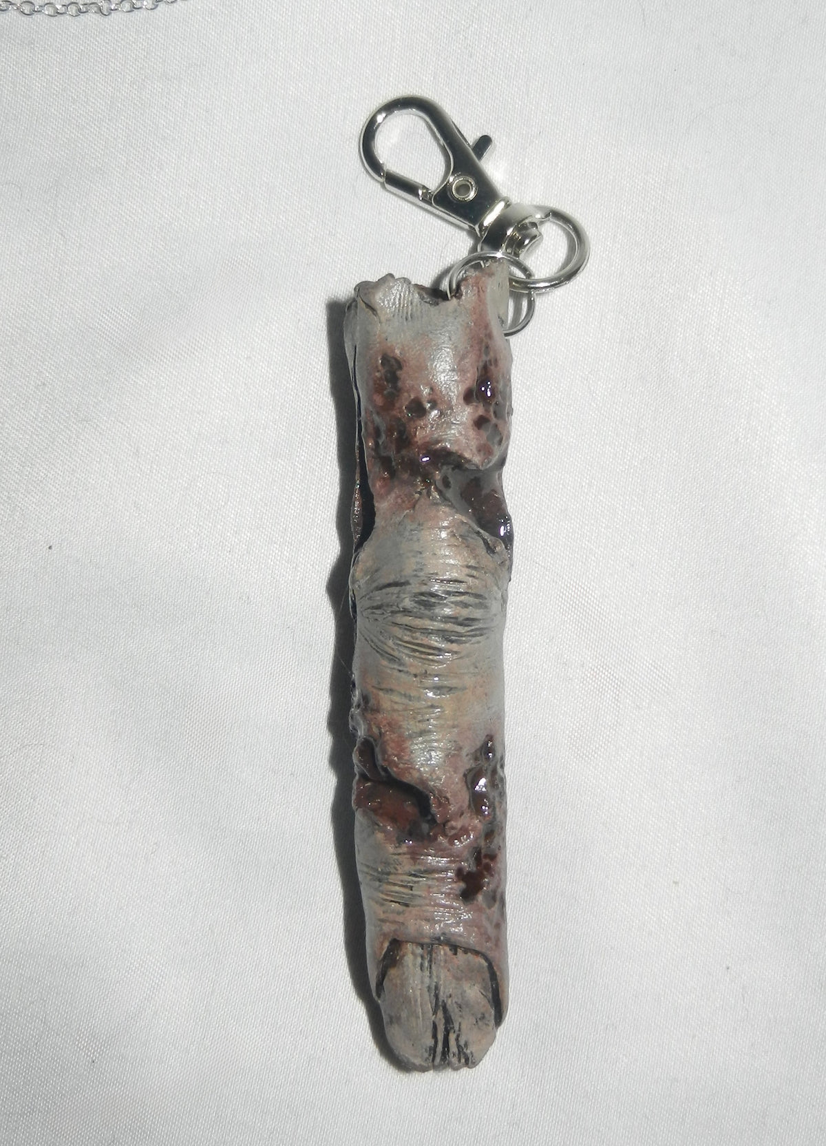 1/1 zombie finger keychain