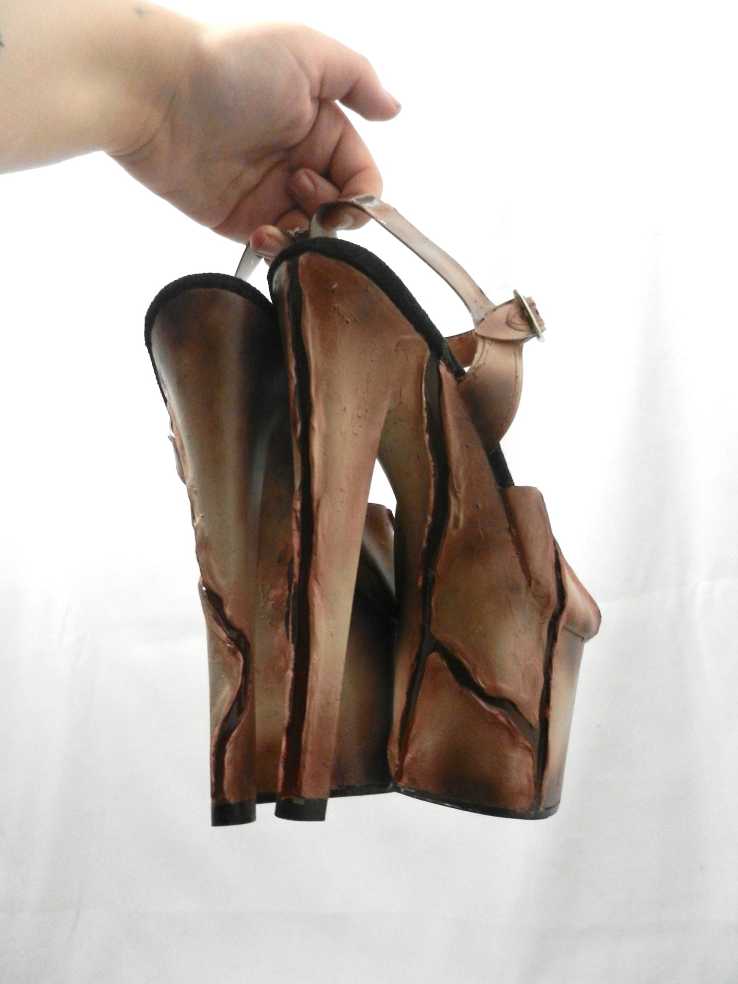 1/1 size 7 skin heels
