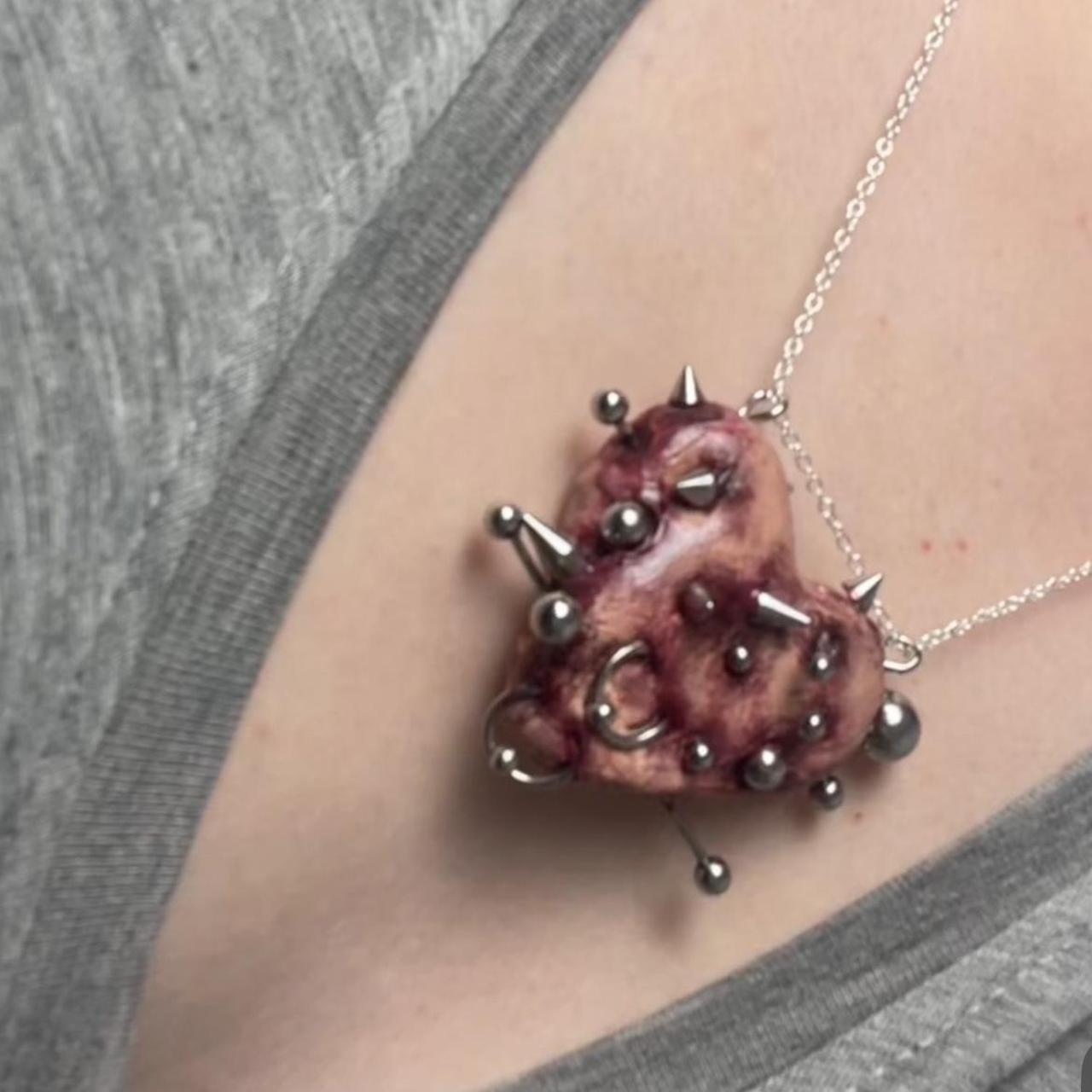 1/1 pierced heart necklace