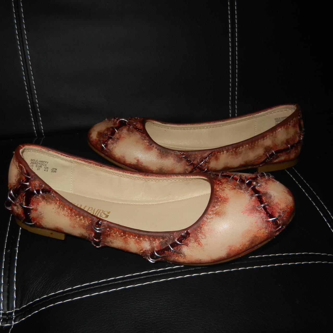 stitched flats