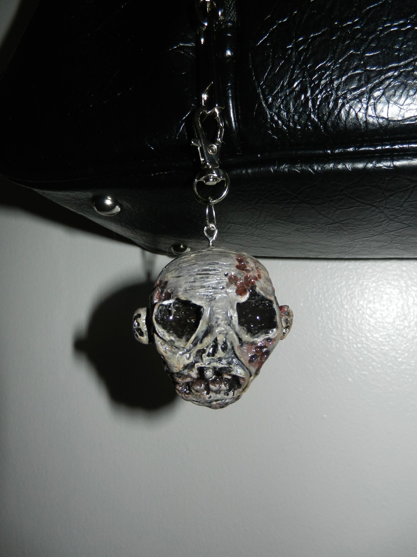1/1 zombie keychain