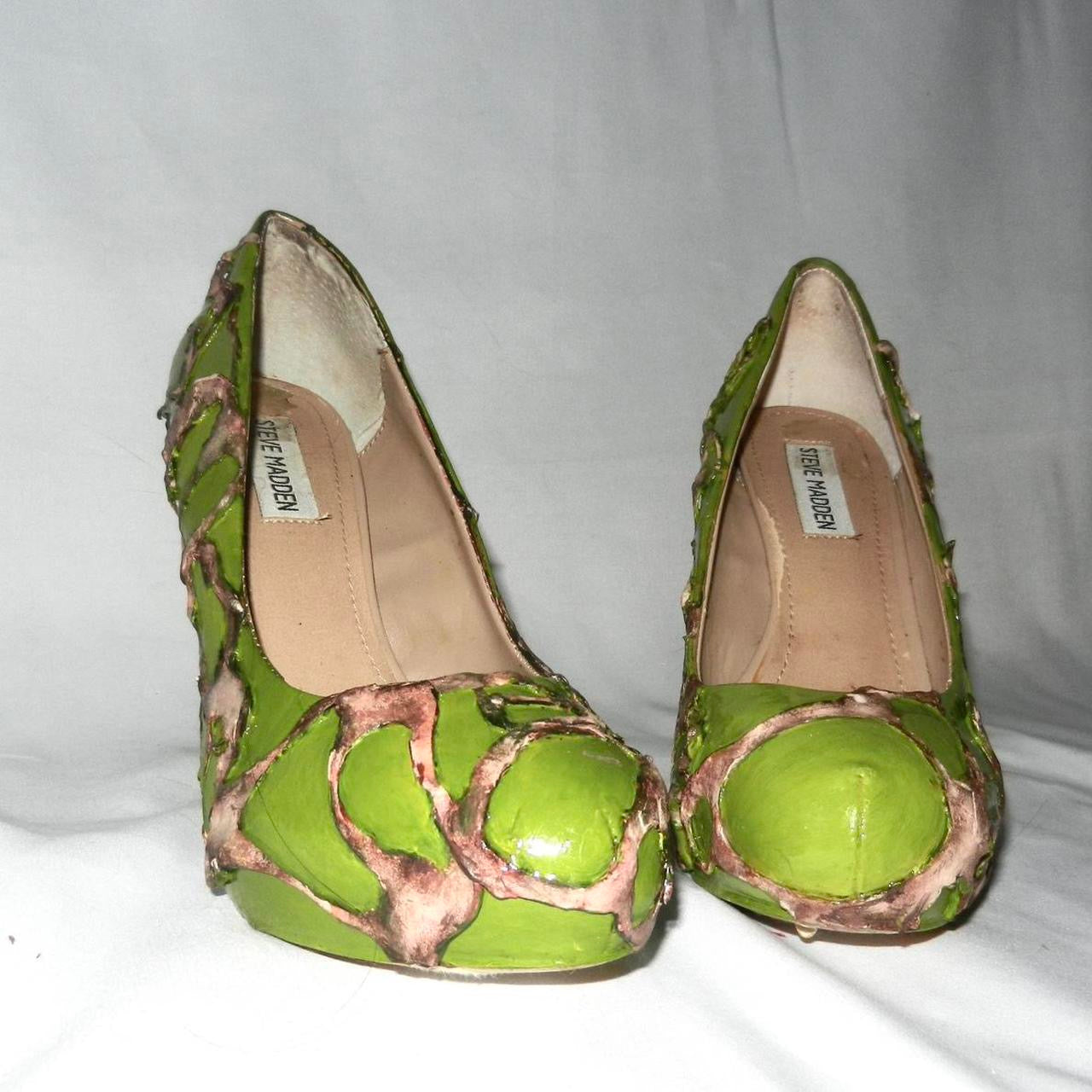1/1 sz 7 zombie cutie heels