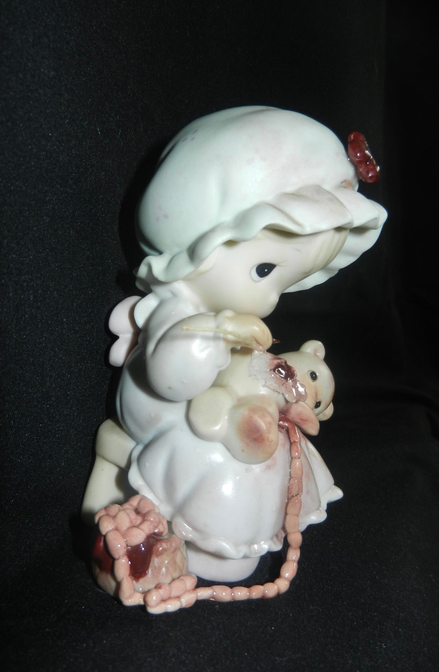 1/1 nurse and teddy figure