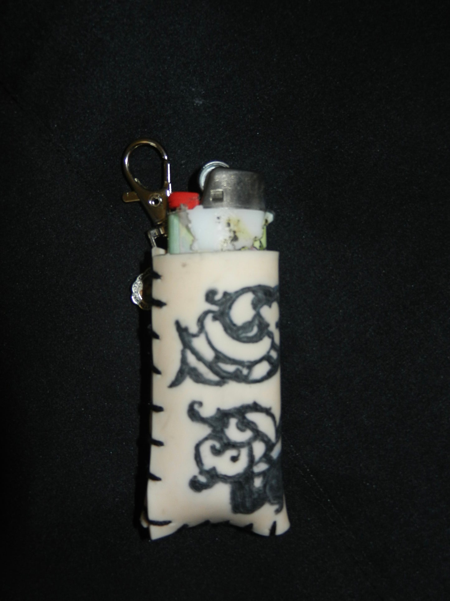1/1 tattooed skin lighter case