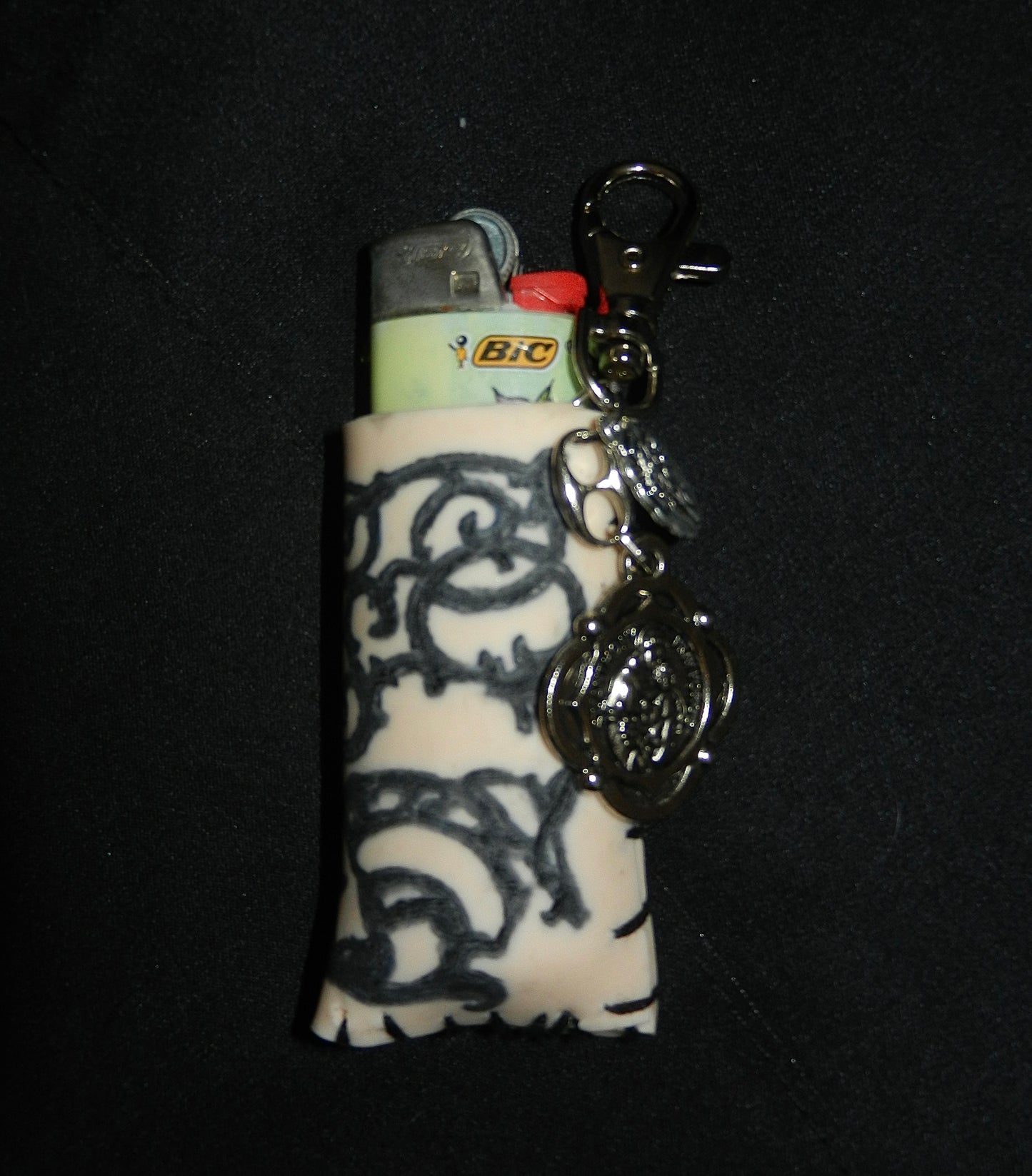 1/1 tattooed skin lighter case