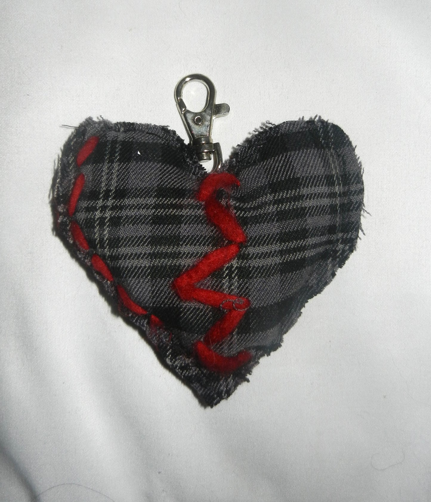 1/1 large plaid heart keychain