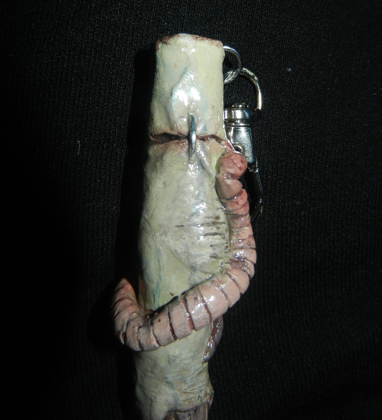 1/1 zombie finger keychain
