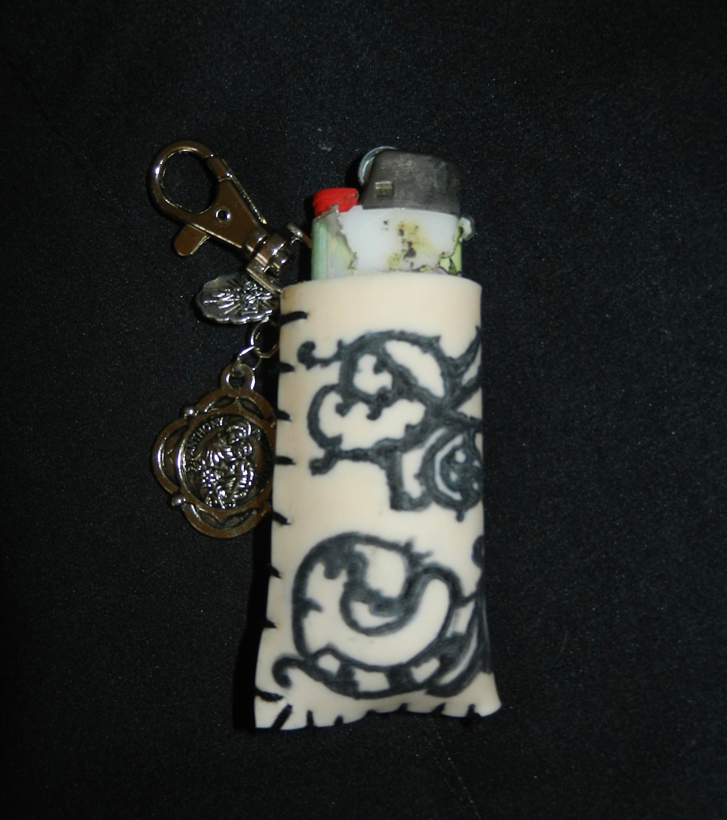 1/1 tattooed skin lighter case