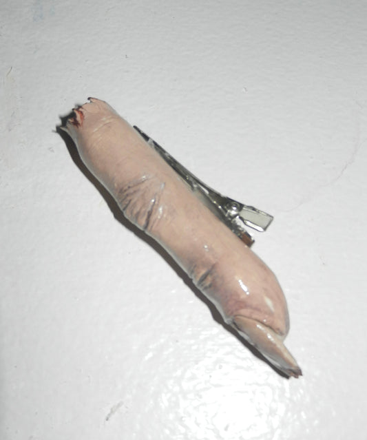 1/1 pale finger hair clip