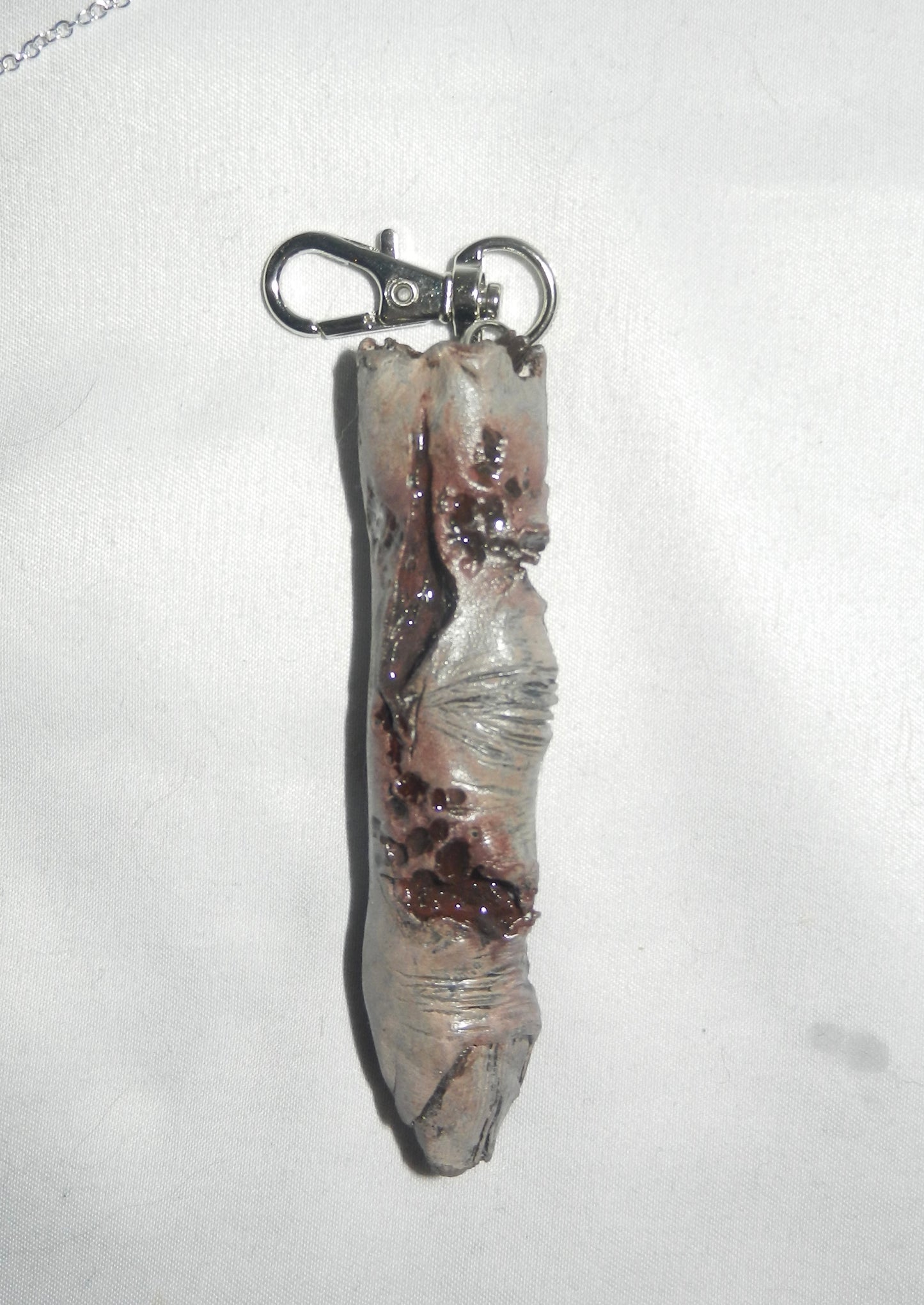 1/1 zombie finger keychain