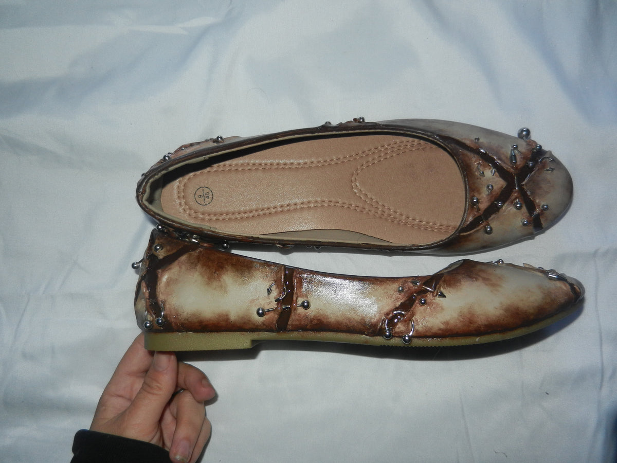 1/1 sz 9 pierced ballet flats