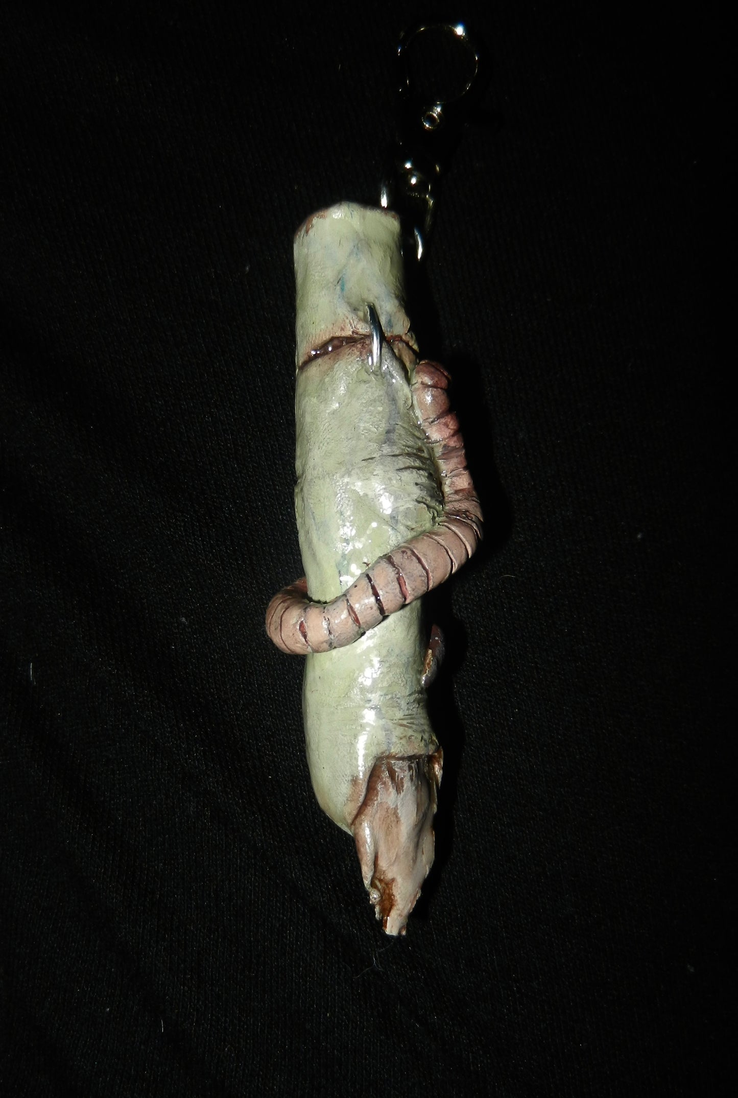 1/1 zombie finger keychain