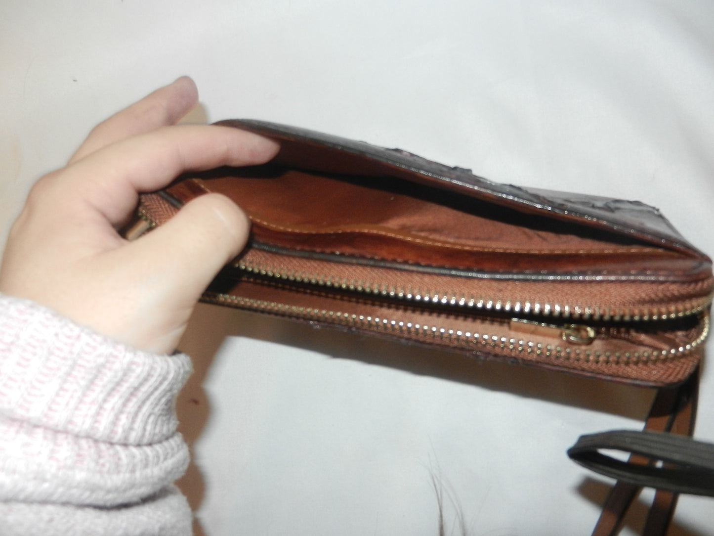 1/1 flesh wallet / clutch