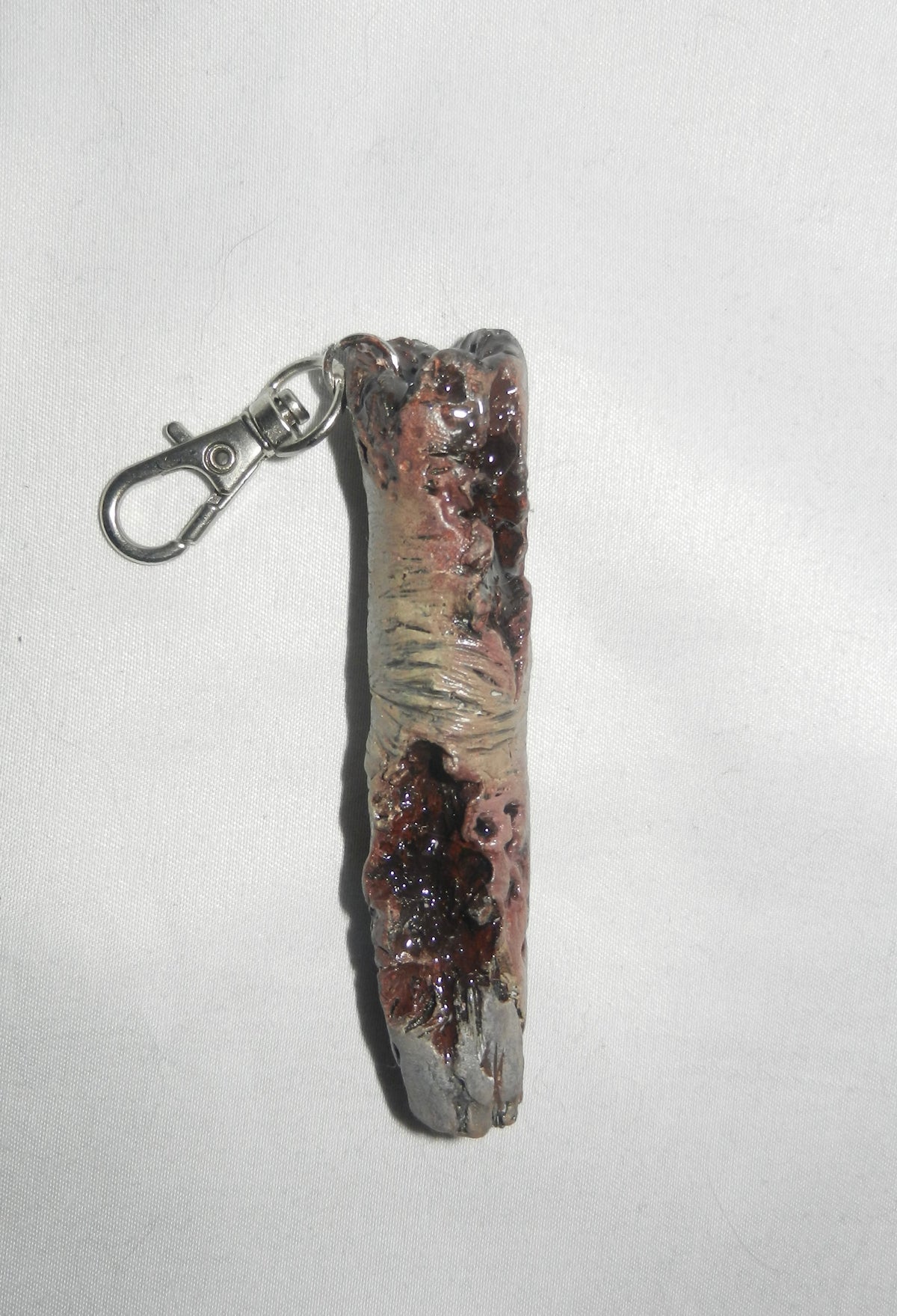 1/1 zombie finger keychain