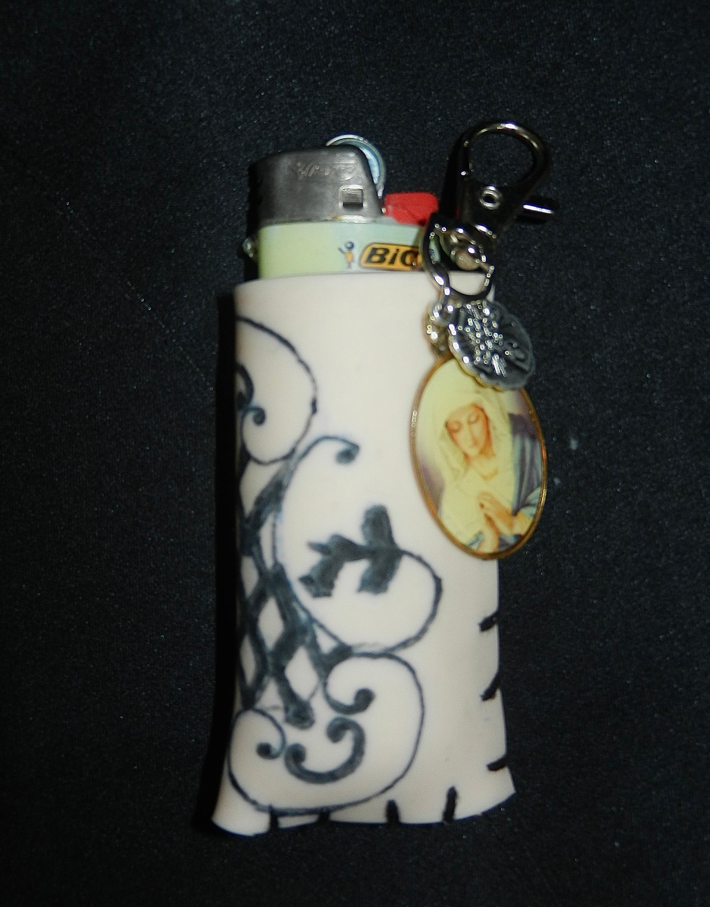 1/1 tattooed skin lighter case